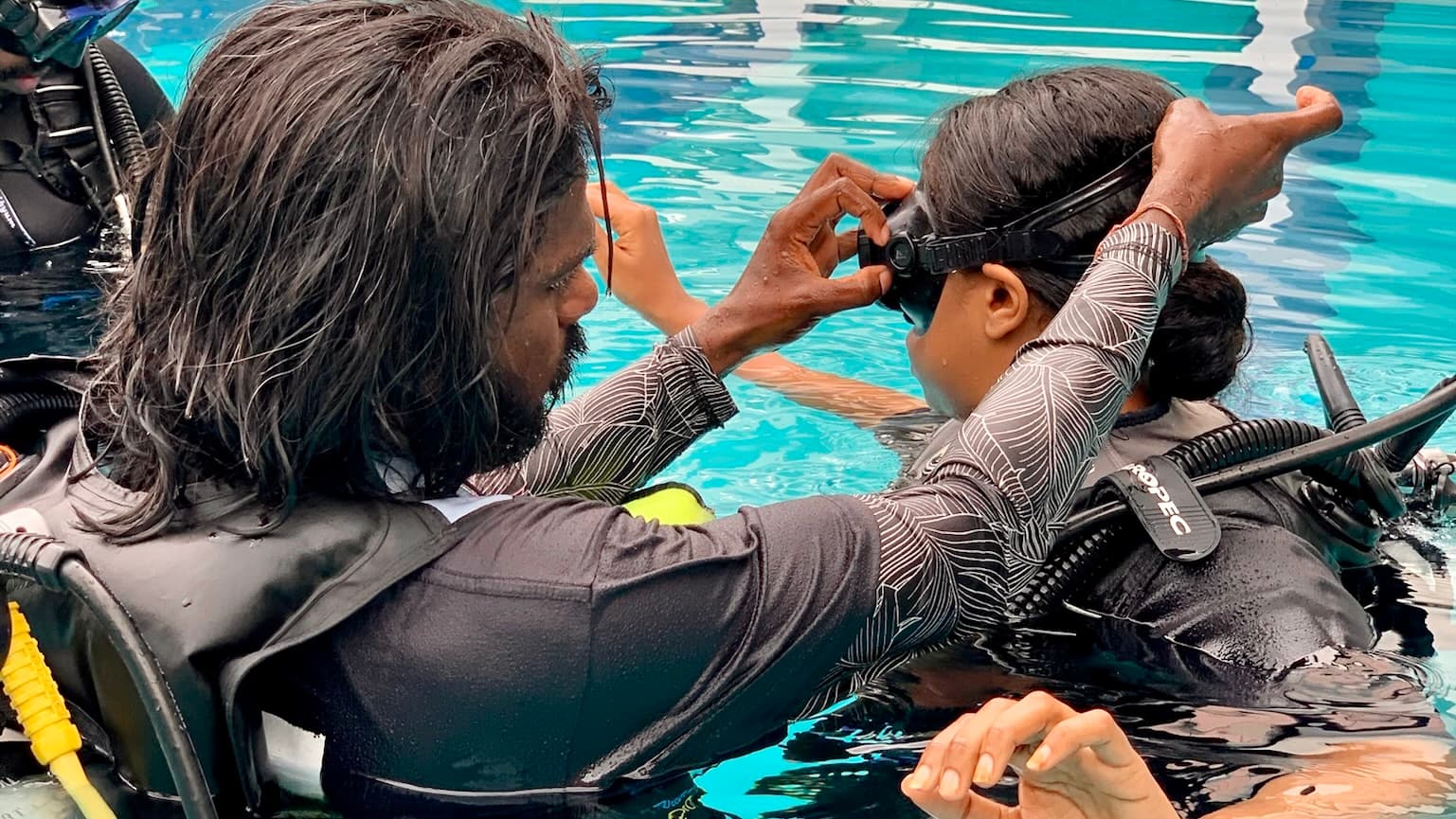 PADI Open Water Diver in Mirissa, Sri Lanka — LKR 140,700 / person